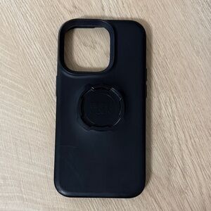 Quad Lock 14 PRO
Rugged Black Phone Case by